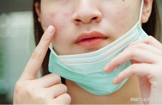 童谣的父母是做什么的 童谣的父母是做什么的