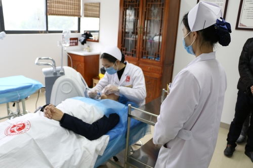 女性口臭吃什么药 女性口臭吃什么药