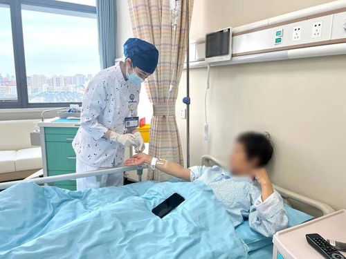糠酸莫米松膏治不治脚气 糠酸莫米松膏治不治脚气