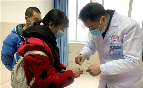 日常怎样防止灰指甲的发生 日常怎样防止灰指甲的发生