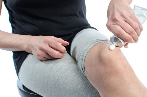 脚气甲癣怎么治 上海治疗皮肤科哪家医院 更专业 脚气甲癣怎么治 上海治疗皮肤科哪家医院 更专业