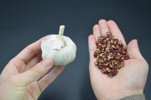 宝宝脸上起湿疹该怎么办 宝宝脸上起湿疹该怎么办